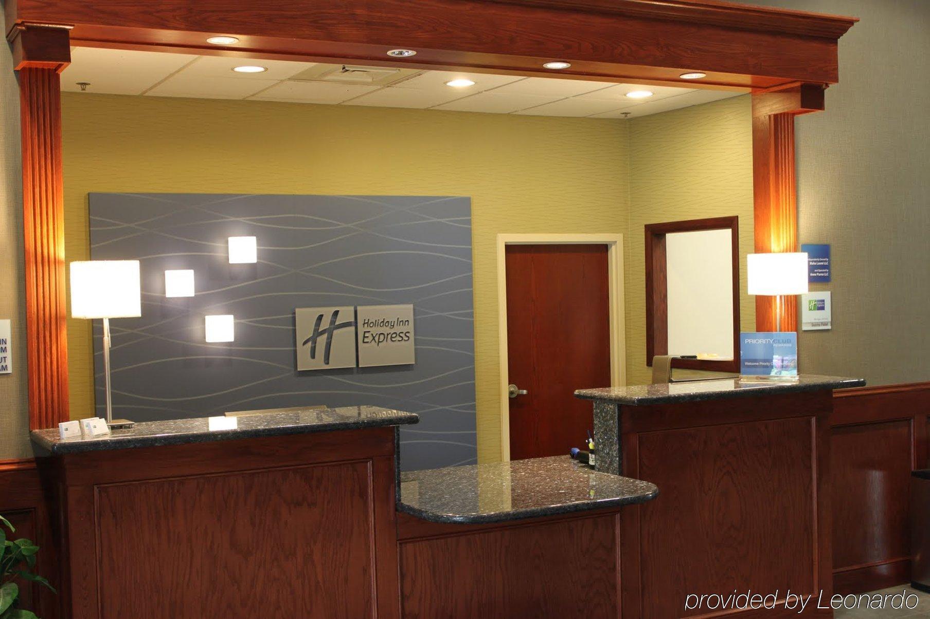 Holiday Inn Express & Suites Smithfield - Providence By Ihg Exterior photo